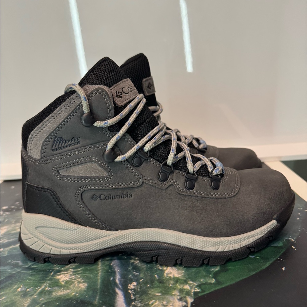 Columbia Hiking Boots